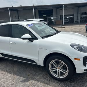 2019 Porsche MACAN BASE — миниатюра 13