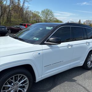 JEEP GRAND CHEROKEE 4XE SUMMIT - 2