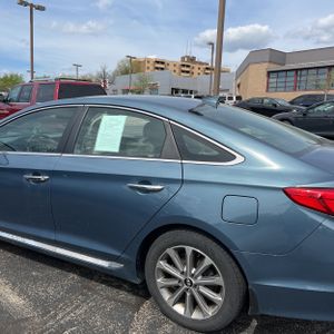 HYUNDAI SONATA LIMITED - 6