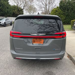CHRYSLER PACIFICA HYBRID SELECT - 7