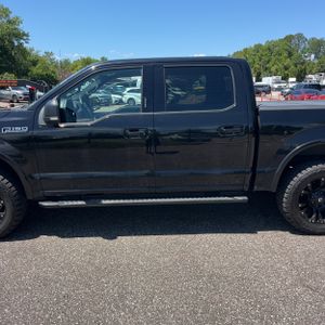 FORD F-150 XLT - 4