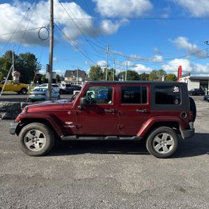 صورة 3 لـ 2010 JEEP WRANGLER UNLIMITED SAHARA