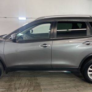 NISSAN ROGUE SV - 4