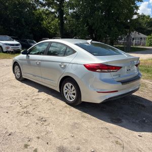 صورة 5 لـ 2017 Hyundai ELANTRA SE