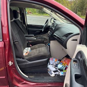 2017 Dodge GRAND CARAVAN SE — миниатюра 32