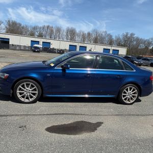 AUDI A4 2.0T PREMIUM - 3