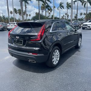 صورة 8 لـ 2023 Cadillac XT4 LUXURY