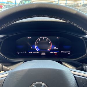 صورة 40 لـ 2024 Volkswagen TAOS SE