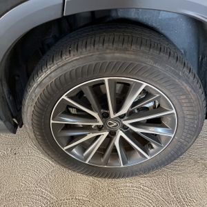 2024 Lexus NX 350H PREMIUM thumbnail 18