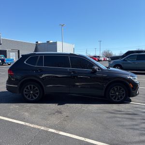 VOLKSWAGEN TIGUAN SE 4MOTION - 10