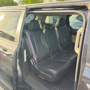 2024 KIA CARNIVAL LX — миниатюра 32