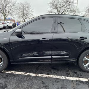 FORD ESCAPE ST-LINE - 4