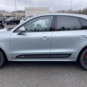 PORSCHE MACAN GTS - 4