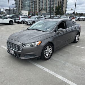 FORD FUSION SE - 1