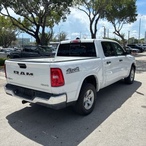 صورة 8 لـ 2025 RAM 1500 LONE STAR
