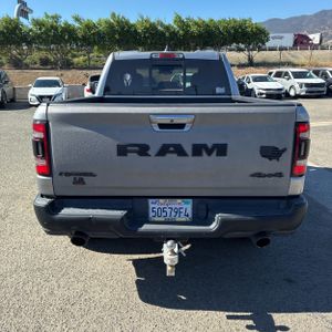 2019 RAM 1500 REBEL 照片 7