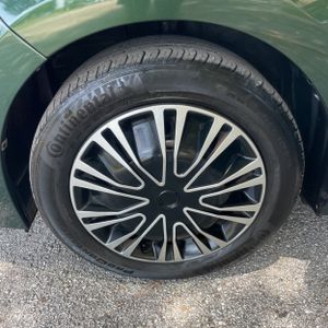 صورة مصغرة 17 لـ 2015 Toyota COROLLA LE