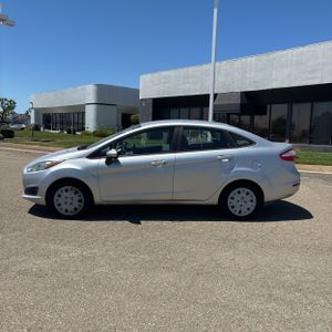 صورة 3 لـ 2015 FORD FIESTA S
