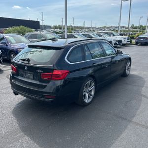 BMW 330I XDRIVE - 8