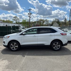 FORD EDGE SEL - 3
