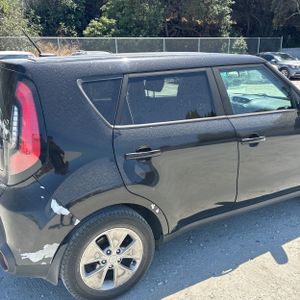 صورة 9 لـ 2014 KIA SOUL BASE