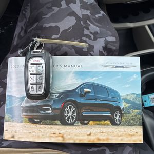 صورة مصغرة 52 لـ 2023 Chrysler PACIFICA TOURING L