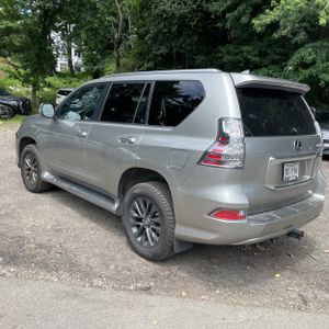 صورة 5 لـ 2023 Lexus GX 460 BASE