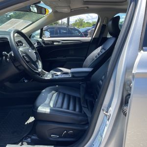 صورة مصغرة 31 لـ 2019 FORD FUSION SEL