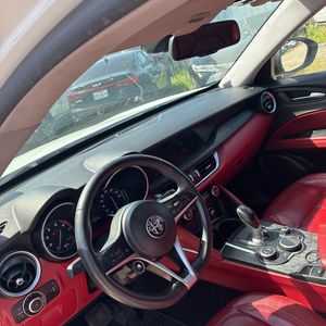 2019 ALFA Romeo STELVIO AWD — миниатюра 37