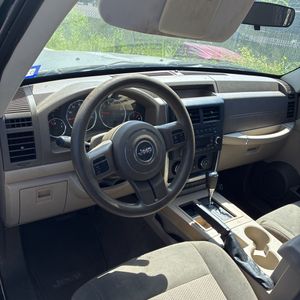2011 JEEP LIBERTY SPORT — миниатюра 33