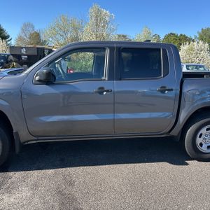 NISSAN FRONTIER S - 4