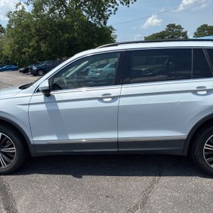 2018 Volkswagen TIGUAN 2.0T SE 照片 4
