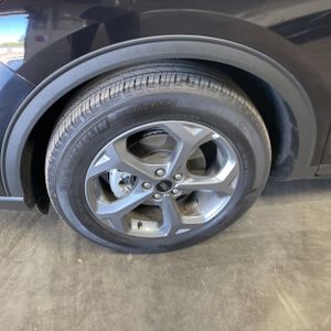 2025 FORD ESCAPE ST-LINE thumbnail 17