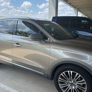 2017 Lincoln MKX RESERVE thumbnail 11