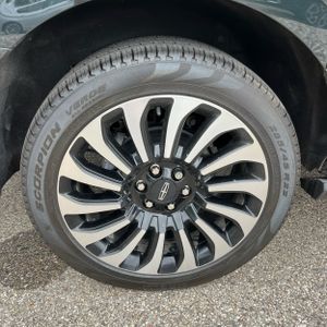 2023 Lincoln NAVIGATOR L BLACK LABEL 照片 19