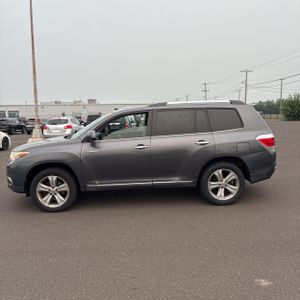 صورة 3 لـ 2013 Toyota HIGHLANDER LIMITED
