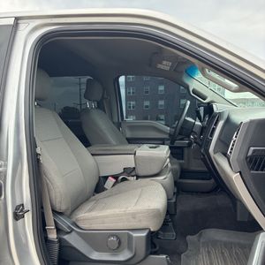 صورة مصغرة 36 لـ 2017 FORD F-150 XLT
