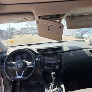2017 Nissan ROGUE SV — миниатюра 37