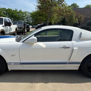 FORD MUSTANG GT PREMIUM - 4