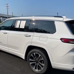 صورة 6 لـ 2022 JEEP GRAND CHEROKEE L OVERLAND
