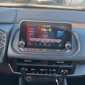 صورة مصغرة 37 لـ 2023 Nissan ROGUE SV