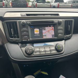 2015 Toyota RAV4 XLE 照片 38