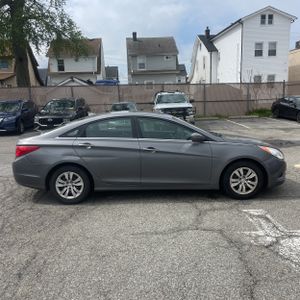 HYUNDAI SONATA GLS - 10