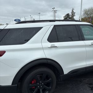 FORD EXPLORER ST - 9