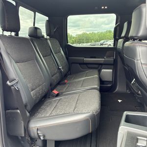 صورة مصغرة 35 لـ 2025 FORD F-150 TREMOR