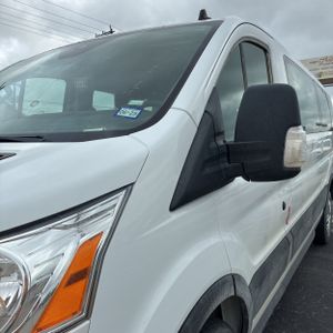 FORD TRANSIT-350 PASSENGER V. XLT - 2