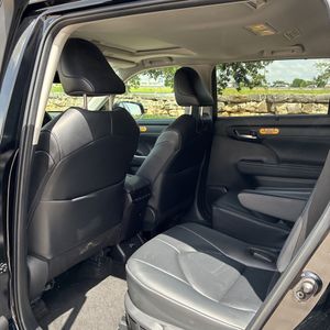 2024 Toyota HIGHLANDER XLE thumbnail 34