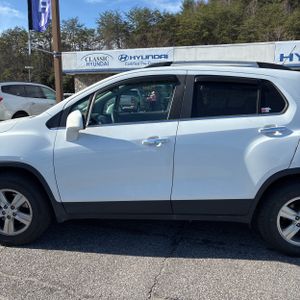 CHEVROLET TRAX LT - 4