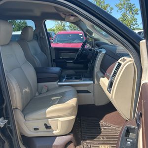 صورة مصغرة 33 لـ 2015 RAM 1500 LARAMIE