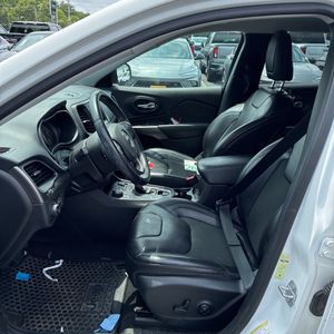 صورة مصغرة 30 لـ 2019 JEEP CHEROKEE LATITUDE PLUS